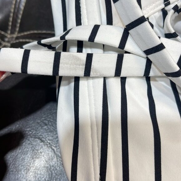 CALIA Women's Strappy Back Ruched Medium Support Bikini Swim Top - Picture 8 of 8